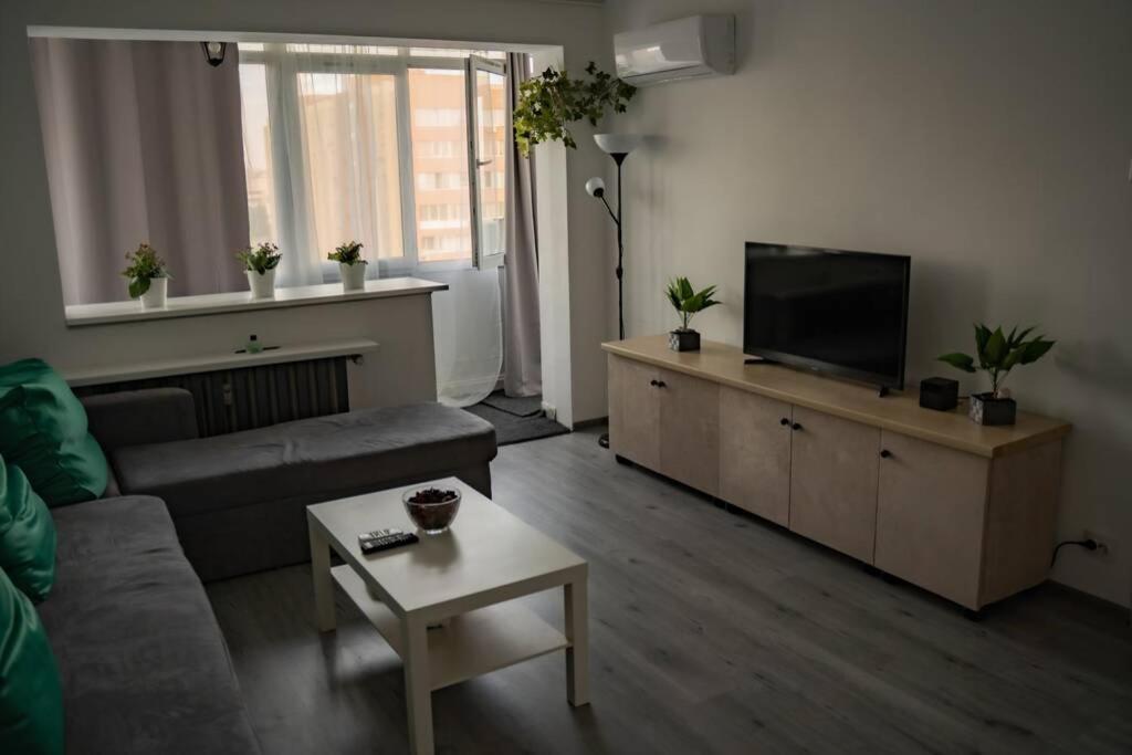 Modern 1 Bedroom Apartment In Bucharest Center! ภายนอก รูปภาพ