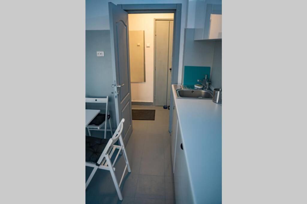 Modern 1 Bedroom Apartment In Bucharest Center! ภายนอก รูปภาพ